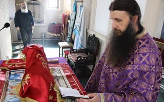 ЛИТУРГИЈА ПРЕЂЕОСВЕЋЕНИХ ДАРОВА У МАНАСТИРУ КЛИСИНА